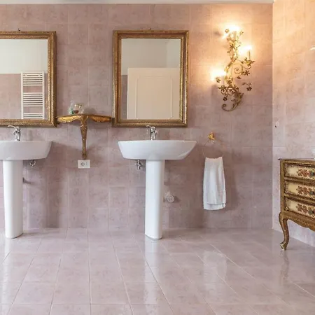 Dell'arco - Sea View, Private Pool & Airco