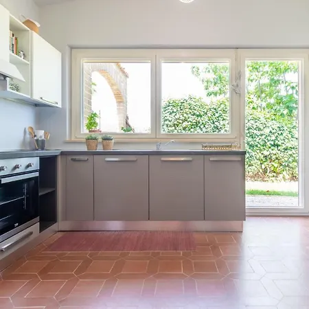 Villa Dell'arco - Sea View, Private Pool & Airco