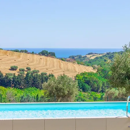 Villa Dell'arco - Sea View, Private Pool & Airco