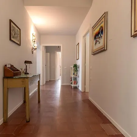 Villa Dell'arco - Sea View, Private Pool & Airco SantʼElpidio a Mare