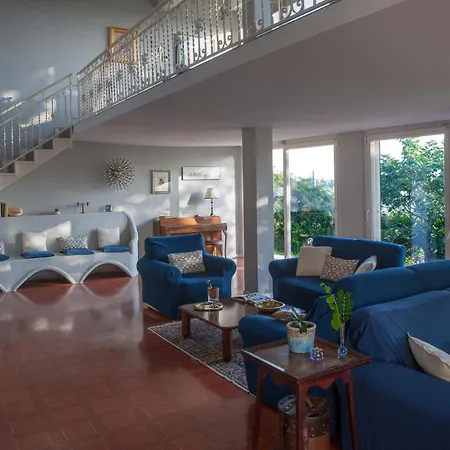 Villa Dell'arco - Sea View, Private Pool & Airco