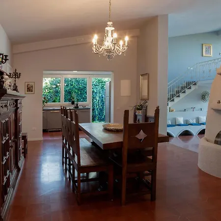 Dell'arco - Sea View, Private Pool & Airco Villa